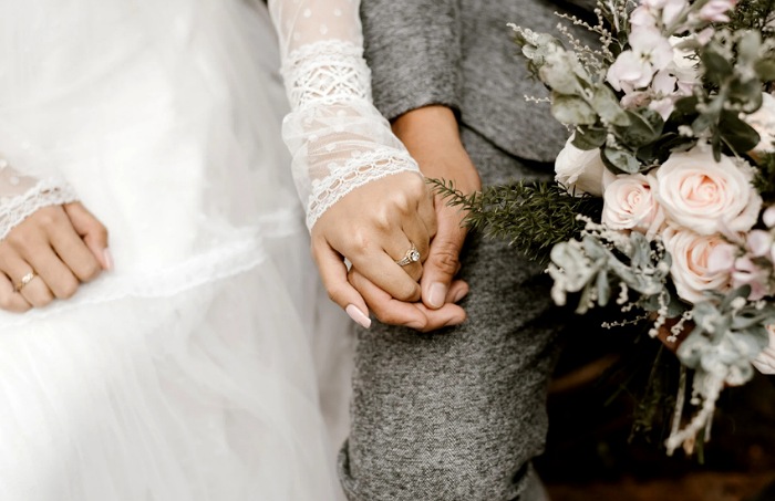عروسی ساده و کم خرج چگونه برگزار می شود