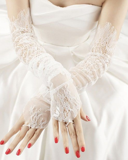 دستکش عروس با جزئیات زیبا
