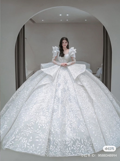زیباترین لباس عروس پفی دنیا