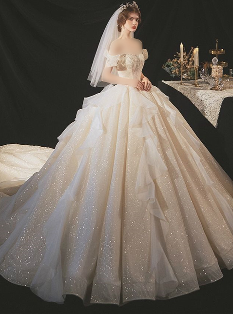 مدل لباس عروس پفی شیک