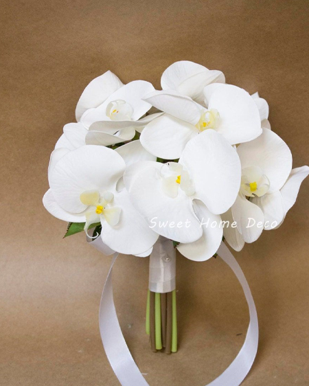 دسته گل زیبای عقد سفید